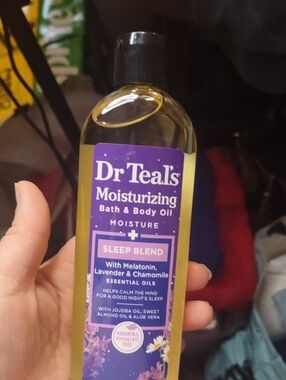 Dr teals bath and body oil